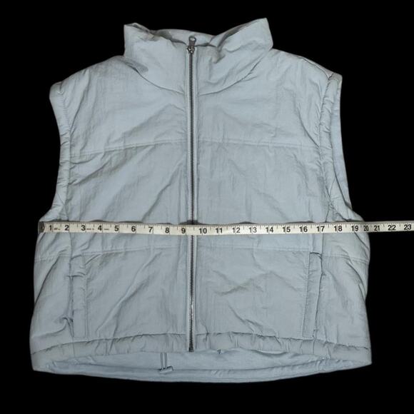 Cropped puffer vest - Picture 5 of 5